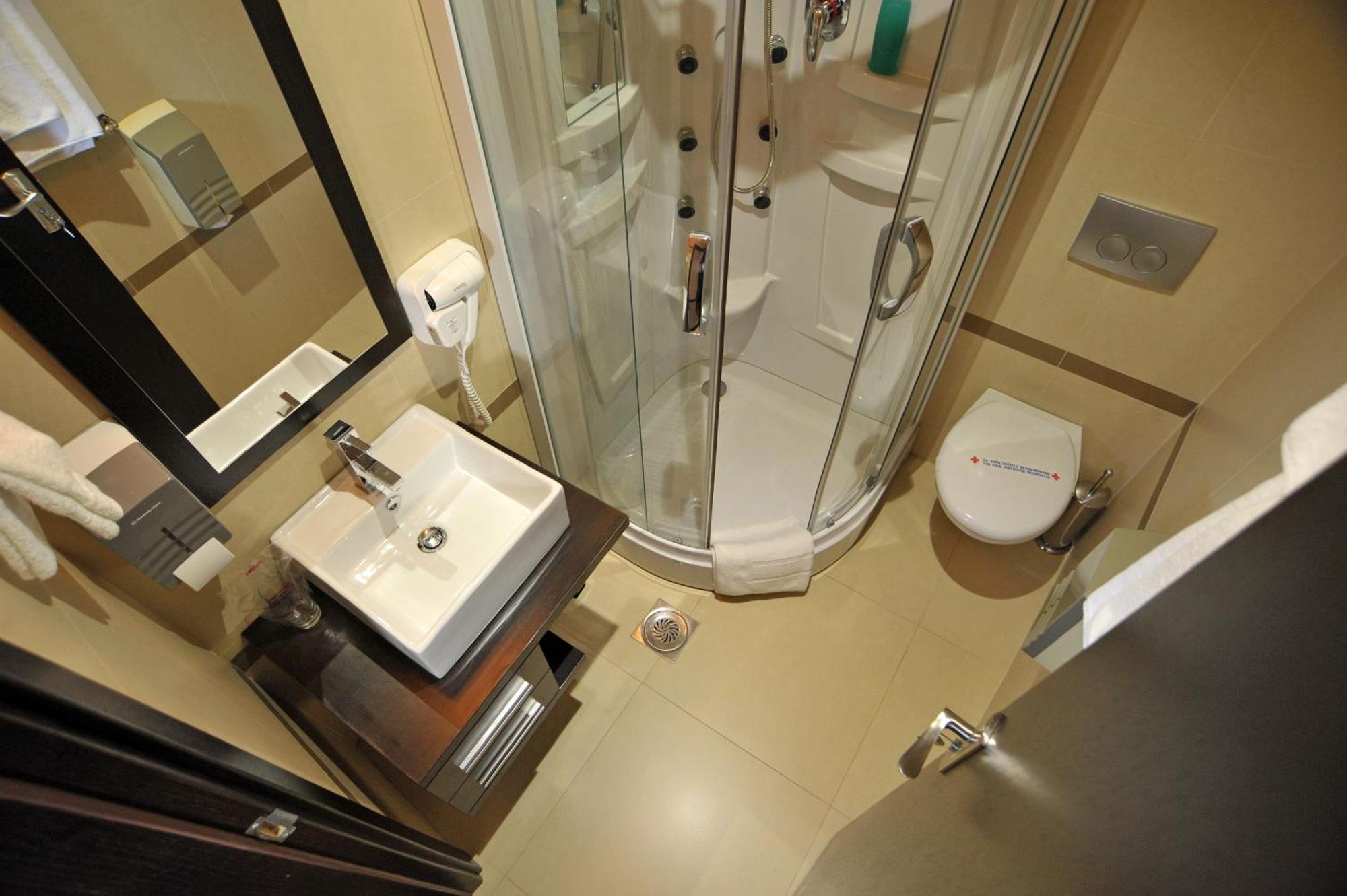 Hotel Zelengora Kragujevac Chambre photo