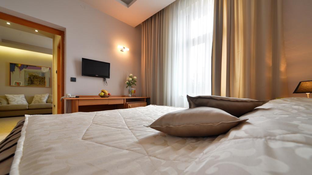 Hotel Zelengora Kragujevac Extérieur photo